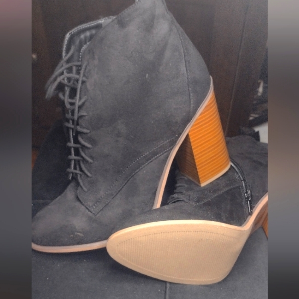 Ankle boots with heel
